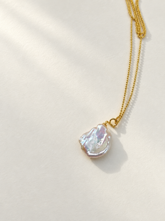 Petal Drop Pearl Necklace