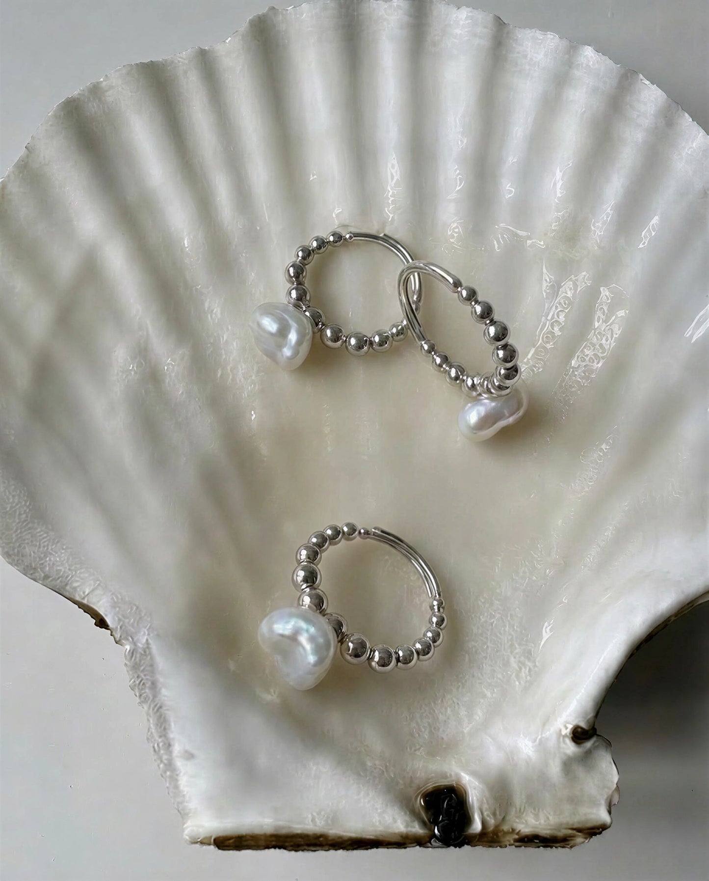 Tide Bead Baroque Ring